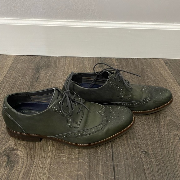 Rockport Flexible Shock Absorbing Men’s Grey Dress Shoes - Picture 2 of 4